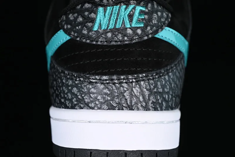 All categories Nk SB Dunk series Nk SB Dunk Low low-top sneakers F version Nk SB Dunk Low Pro black and white green spotted pattern sports skateboard shoes BQ6817-009